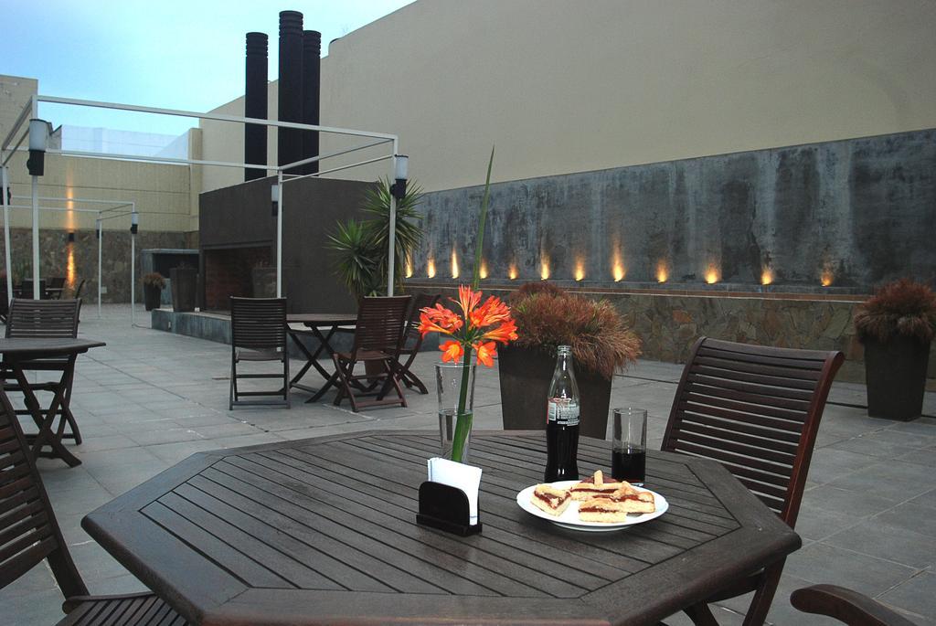 Howard Johnson Plaza Jujuy San Salvador de Jujuy Kültér fotó